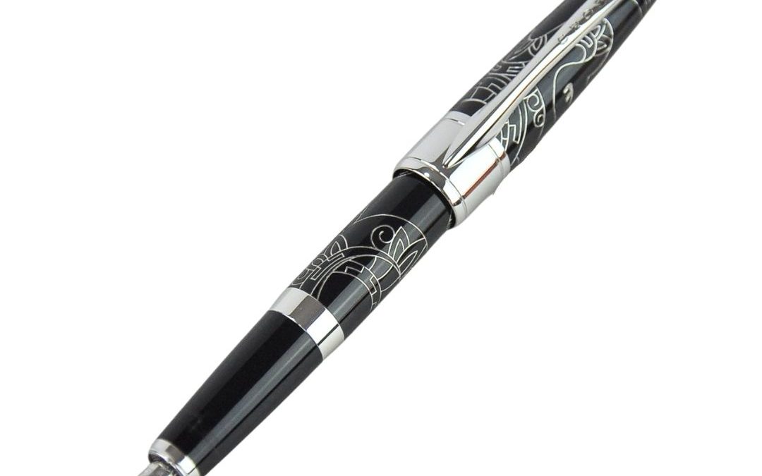 Year of the Snake Black Lacquer Fountain Pen | Chinese Zodiac Collcetion