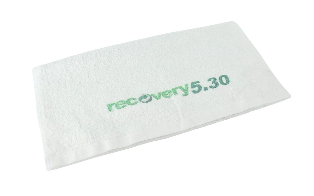 Custom Face Towel-Embroidery (CT004)