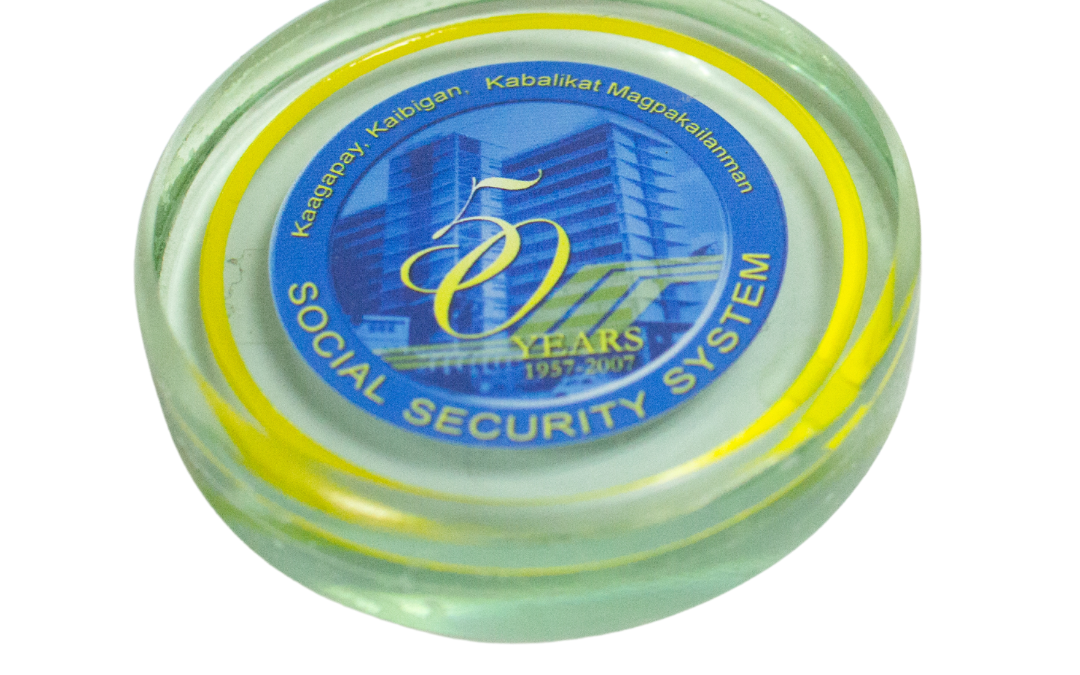 Custom Paperweight (CPW01)